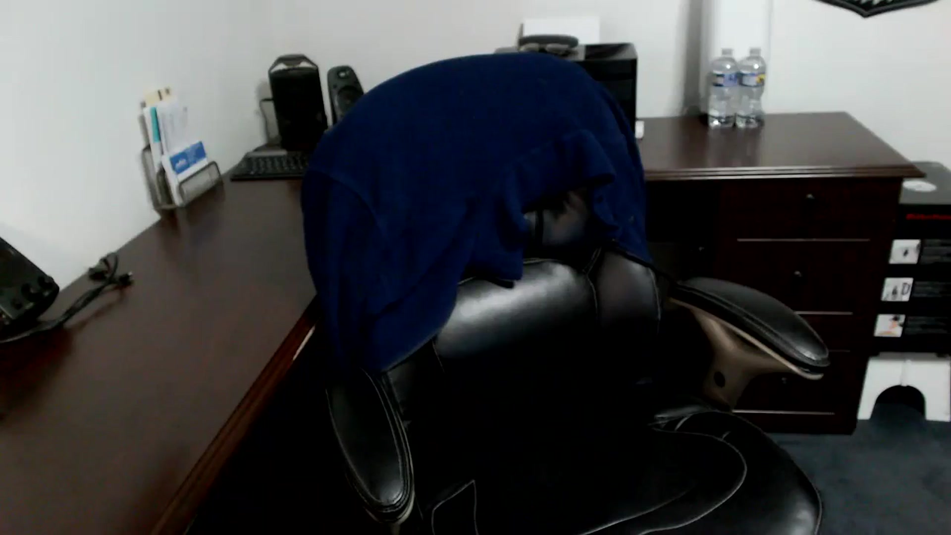 Gallery image thumbnail from MickaylaMoon's myfreecams stream on, 05/08/2024, 19:20 image 14 of 20