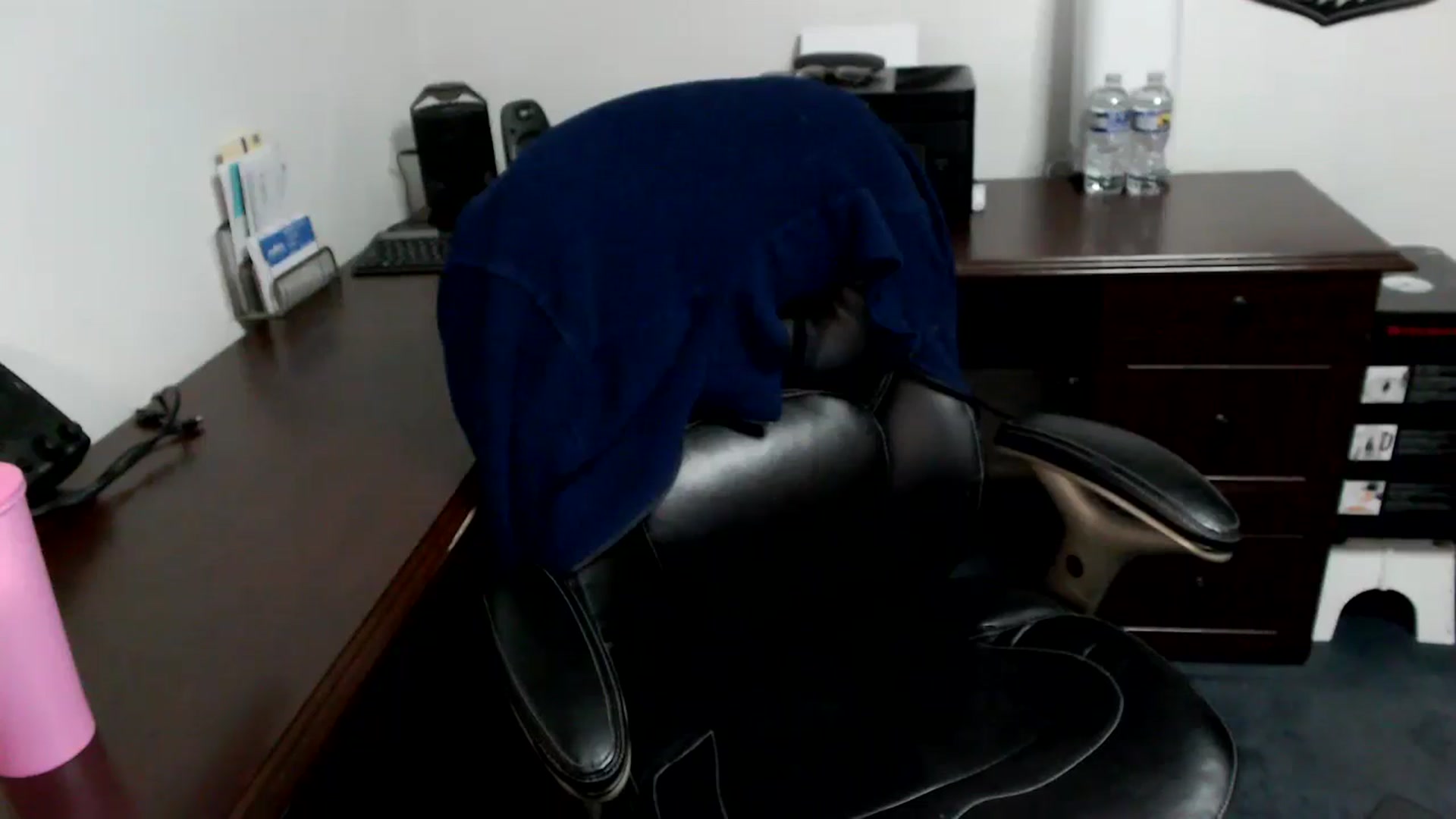 Gallery image thumbnail from MickaylaMoon's myfreecams stream on, 05/08/2024, 20:40 image 10 of 20