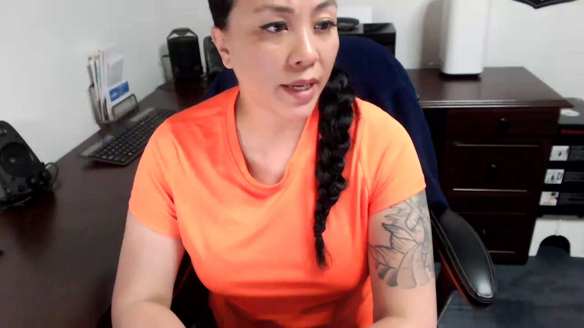 Gallery image thumbnail from MickaylaMoon's myfreecams stream on, 05/13/2024, 16:37 image 18 of 20