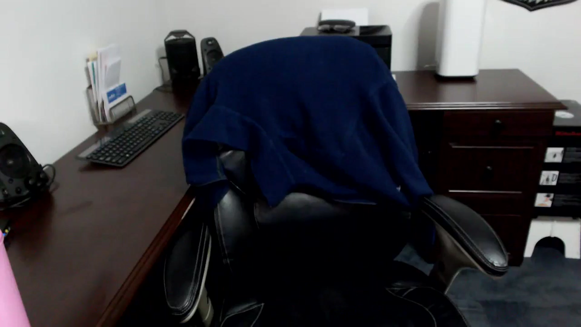 Gallery image thumbnail from MickaylaMoon's myfreecams stream on, 05/13/2024, 19:10 image 6 of 20
