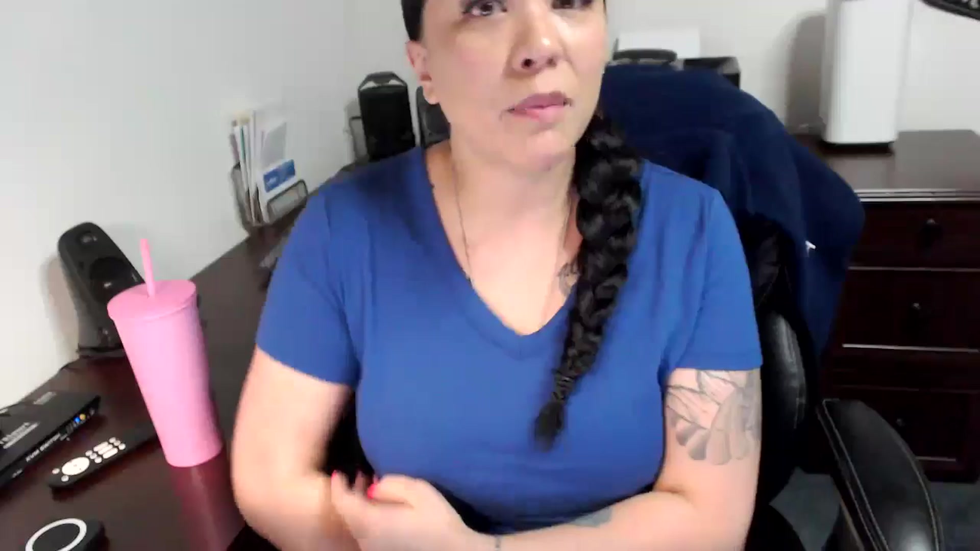 Gallery image thumbnail from MickaylaMoon's myfreecams stream on, 05/14/2024, 16:48 image 7 of 20