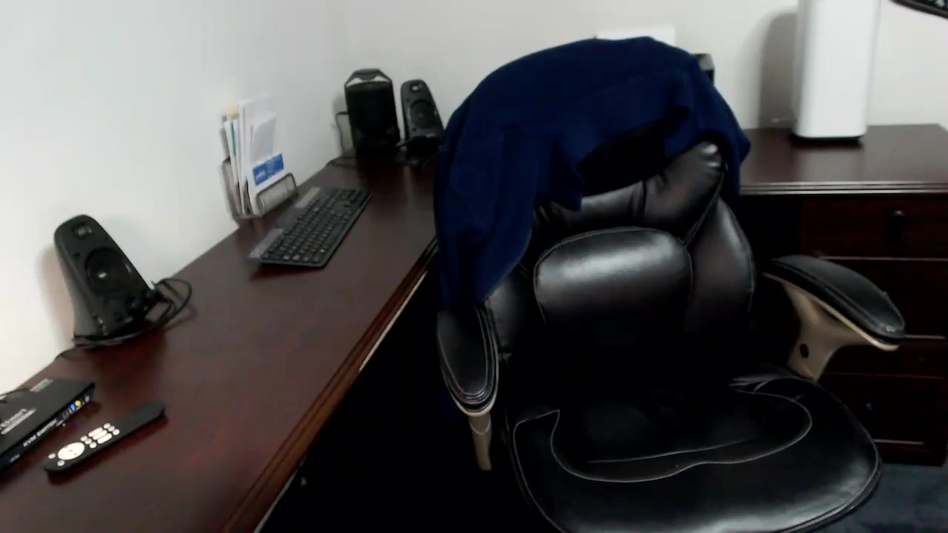Gallery image thumbnail from MickaylaMoon's myfreecams stream on, 05/14/2024, 17:07 image 20 of 20