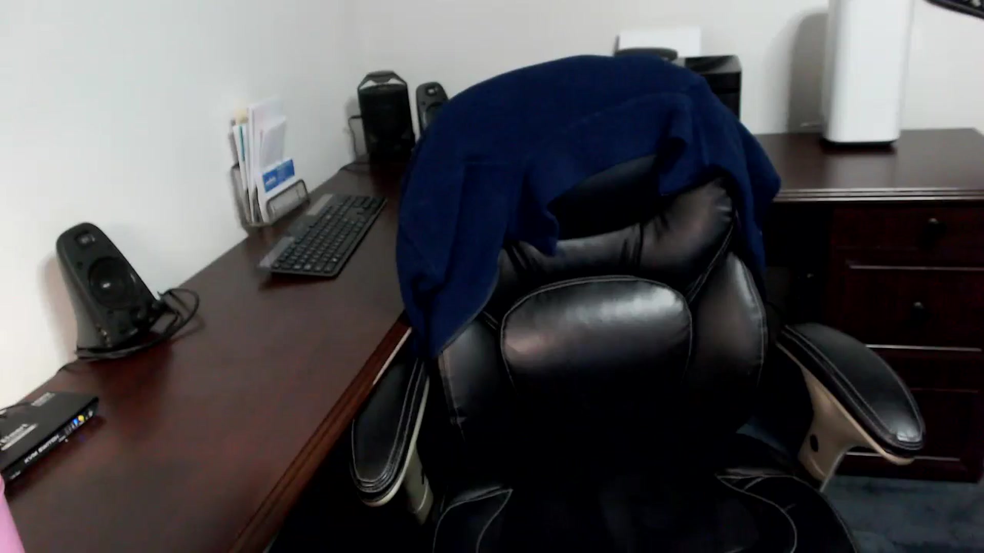 Gallery image thumbnail from MickaylaMoon's myfreecams stream on, 05/14/2024, 18:48 image 19 of 20