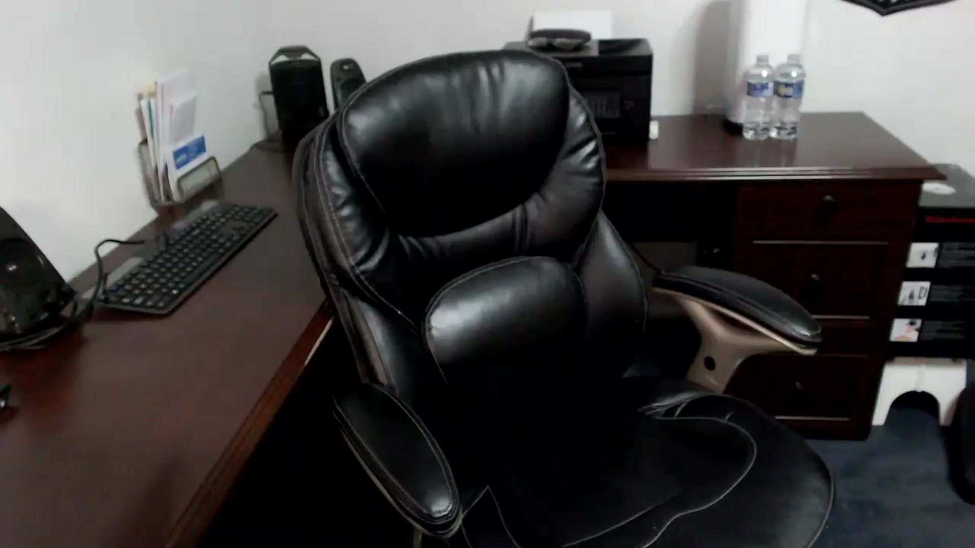 Gallery image thumbnail from MickaylaMoon's myfreecams stream on, 05/15/2024, 15:05 image 20 of 20