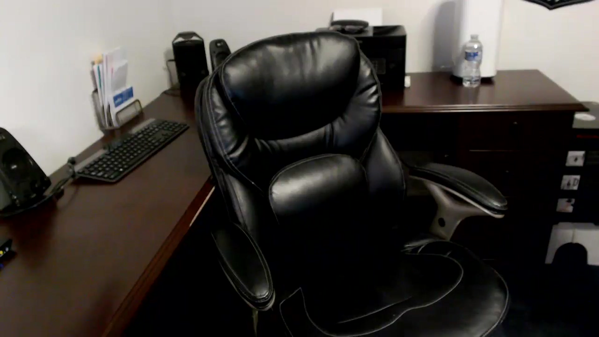 Gallery image thumbnail from MickaylaMoon's myfreecams stream on, 05/16/2024, 19:50 image 2 of 20