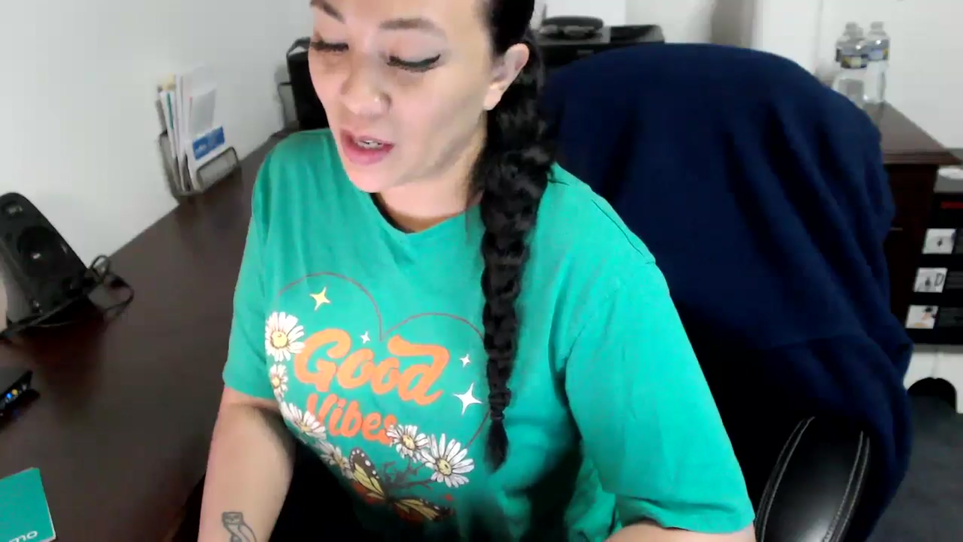 Gallery image thumbnail from MickaylaMoon's myfreecams stream on, 05/17/2024, 17:30 image 6 of 20