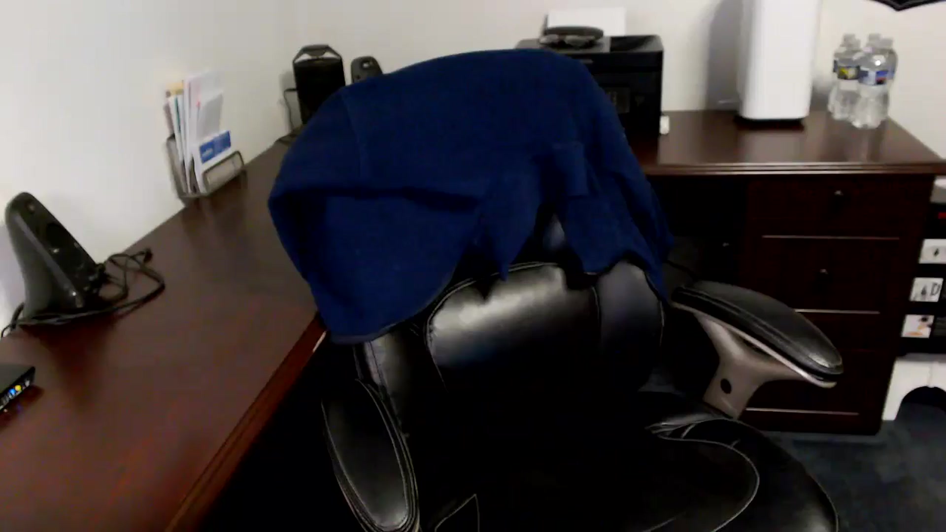Gallery image thumbnail from MickaylaMoon's myfreecams stream on, 05/20/2024, 20:51 image 2 of 20