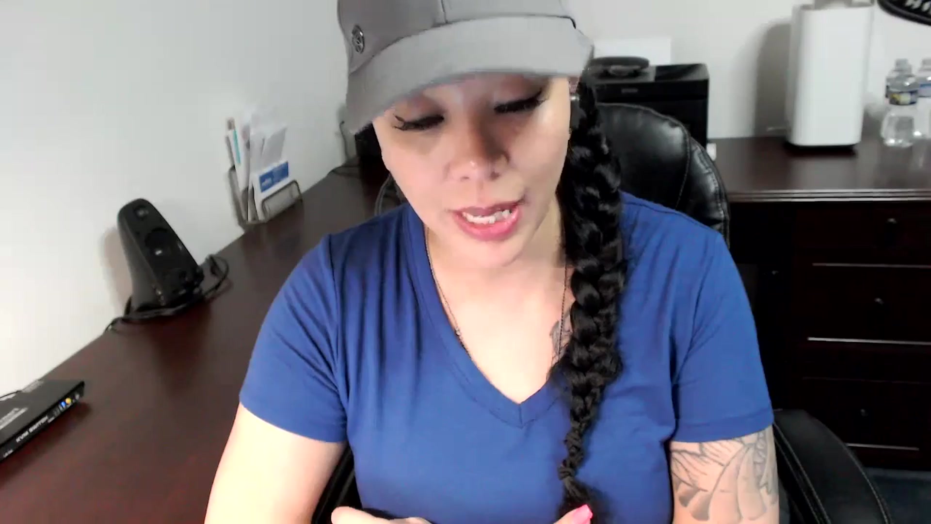 Gallery image thumbnail from MickaylaMoon's myfreecams stream on, 05/22/2024, 17:42 image 18 of 20