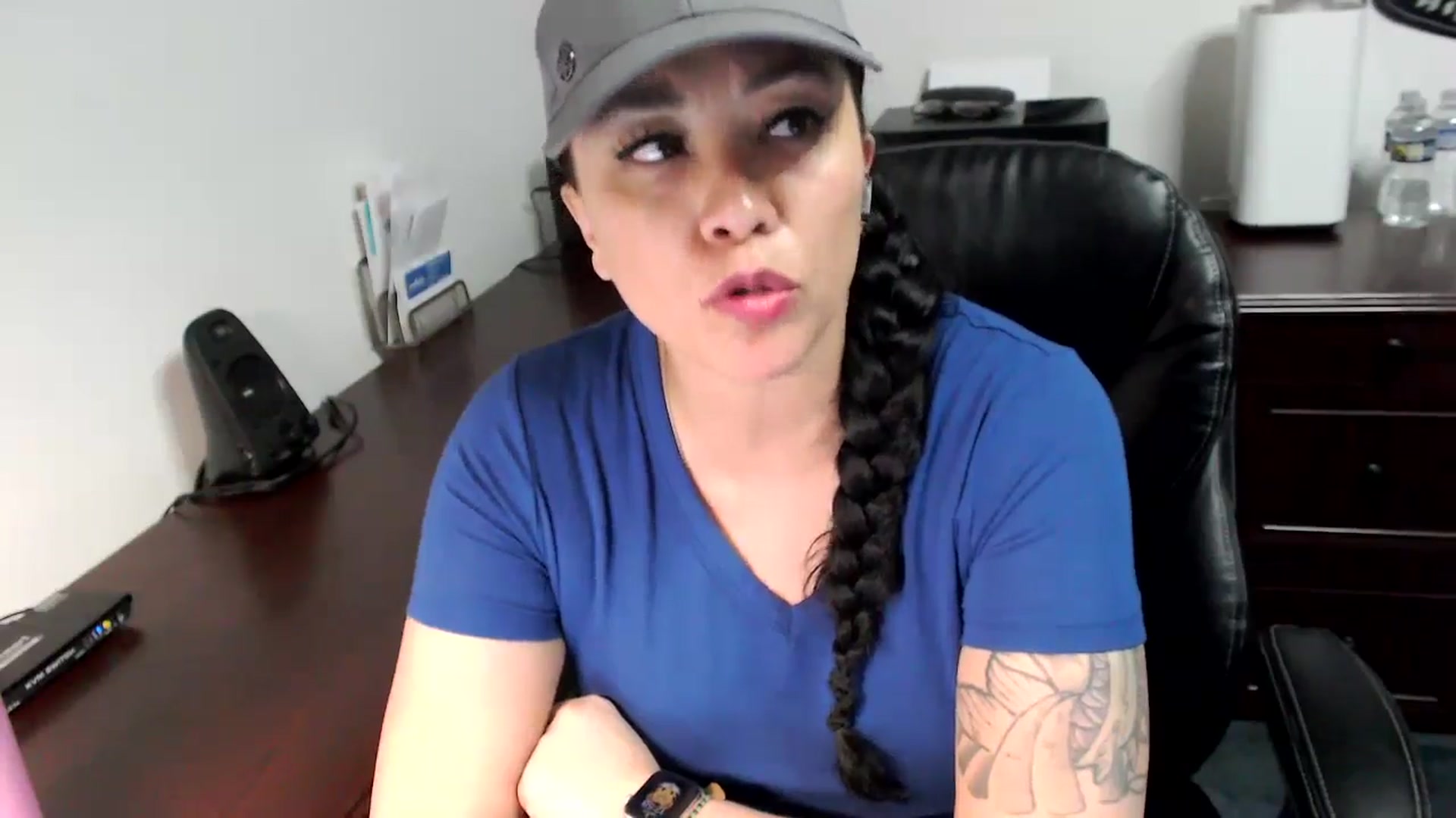 Gallery image thumbnail from MickaylaMoon's myfreecams stream on, 05/22/2024, 17:42 image 10 of 20
