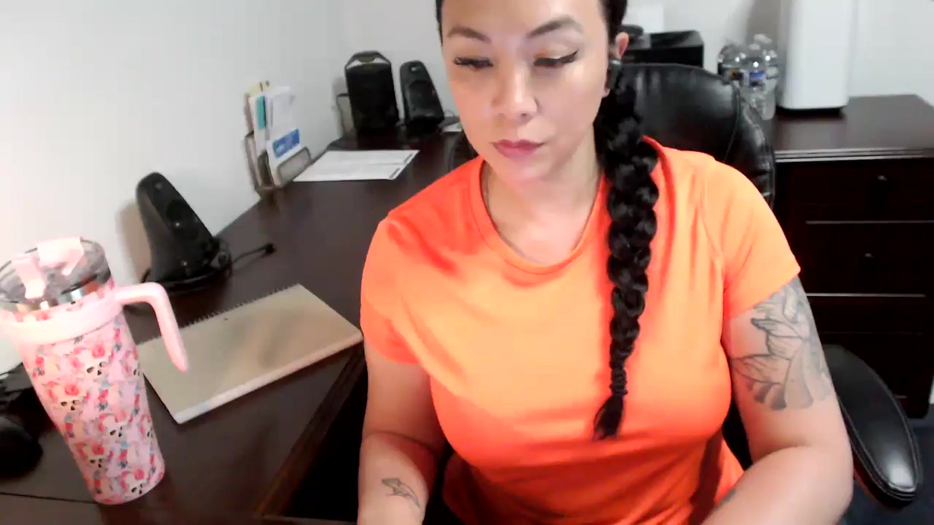 Gallery image thumbnail from MickaylaMoon's myfreecams stream on, 05/27/2024, 17:40 image 2 of 20