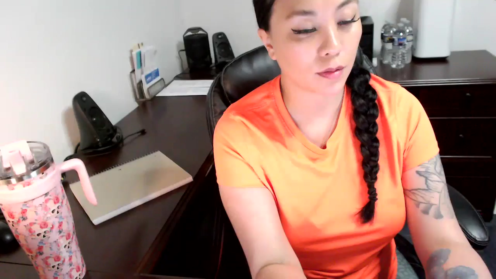 Gallery image thumbnail from MickaylaMoon's myfreecams stream on, 05/27/2024, 18:19 image 12 of 20