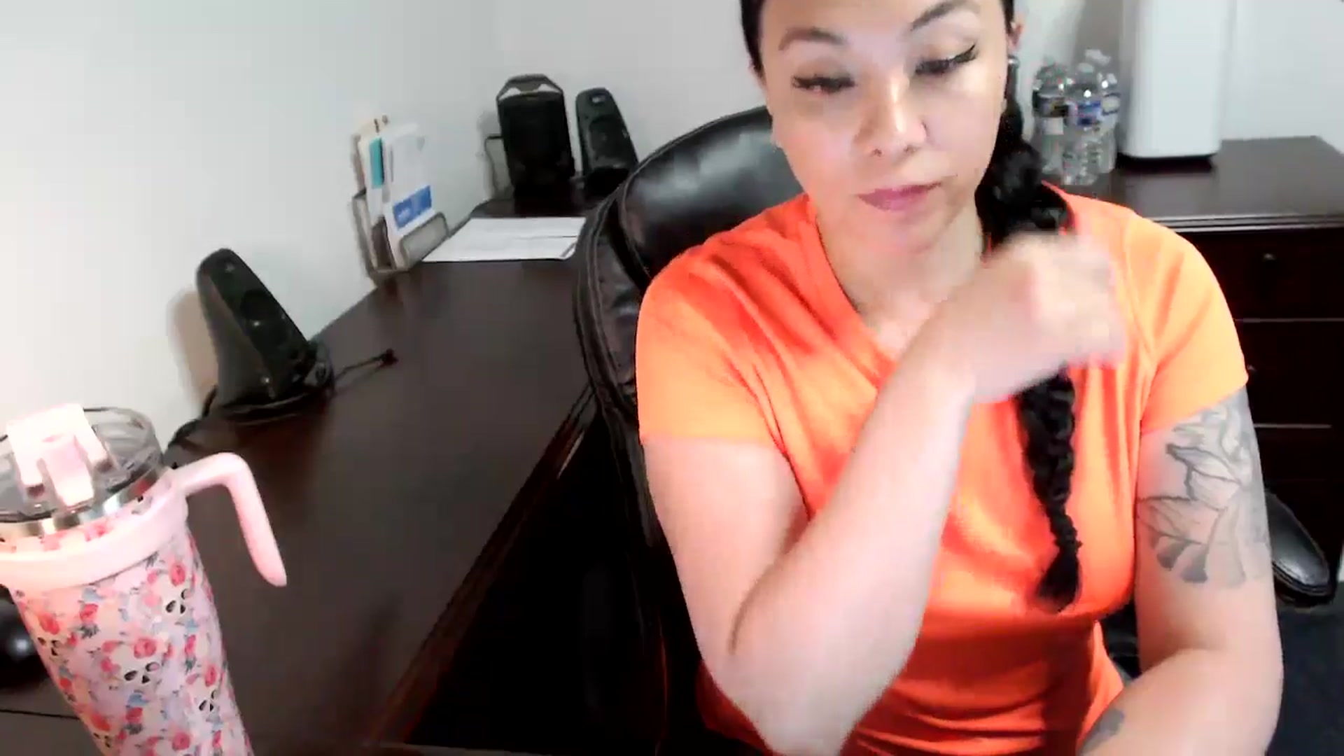 Gallery image thumbnail from MickaylaMoon's myfreecams stream on, 05/27/2024, 18:37 image 2 of 20