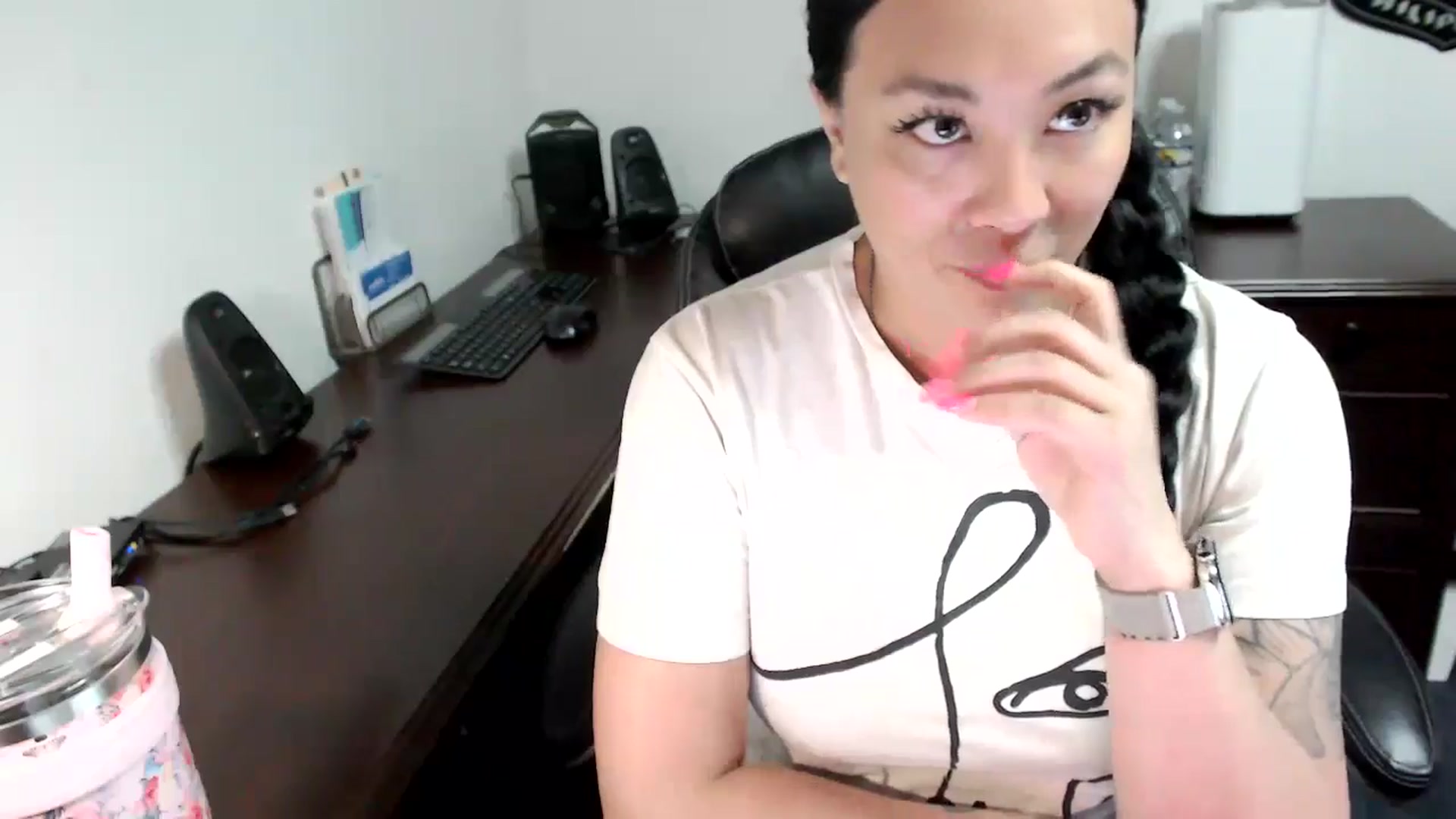 Gallery image thumbnail from MickaylaMoon's myfreecams stream on, 05/28/2024, 16:02 image 20 of 20