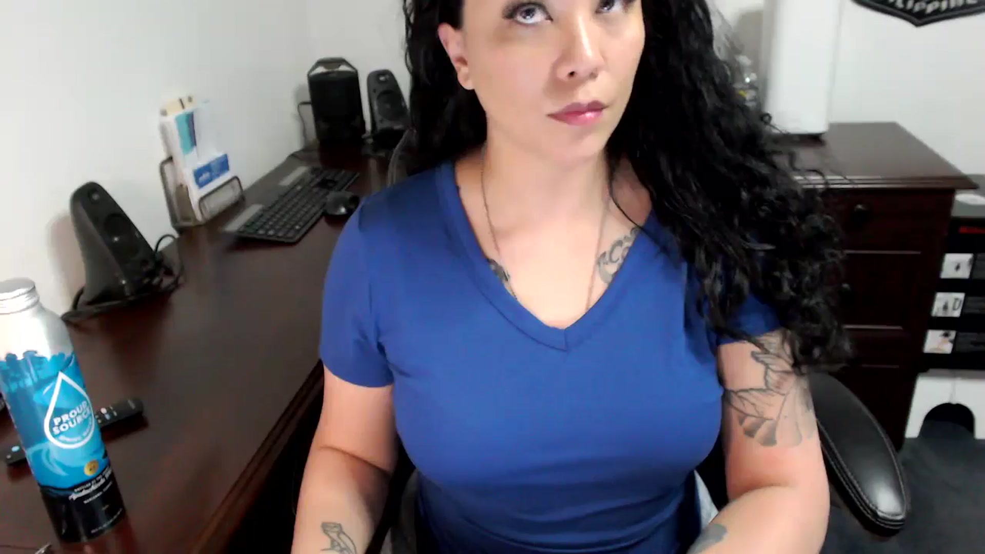 Gallery image thumbnail from MickaylaMoon's myfreecams stream on, 05/29/2024, 14:22 image 19 of 20