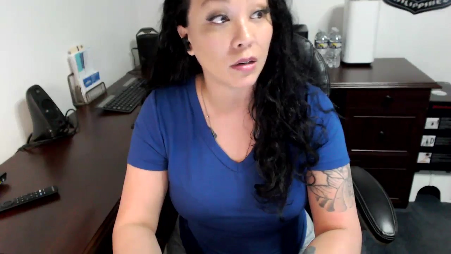 Gallery image thumbnail from MickaylaMoon's myfreecams stream on, 05/29/2024, 16:07 image 11 of 20