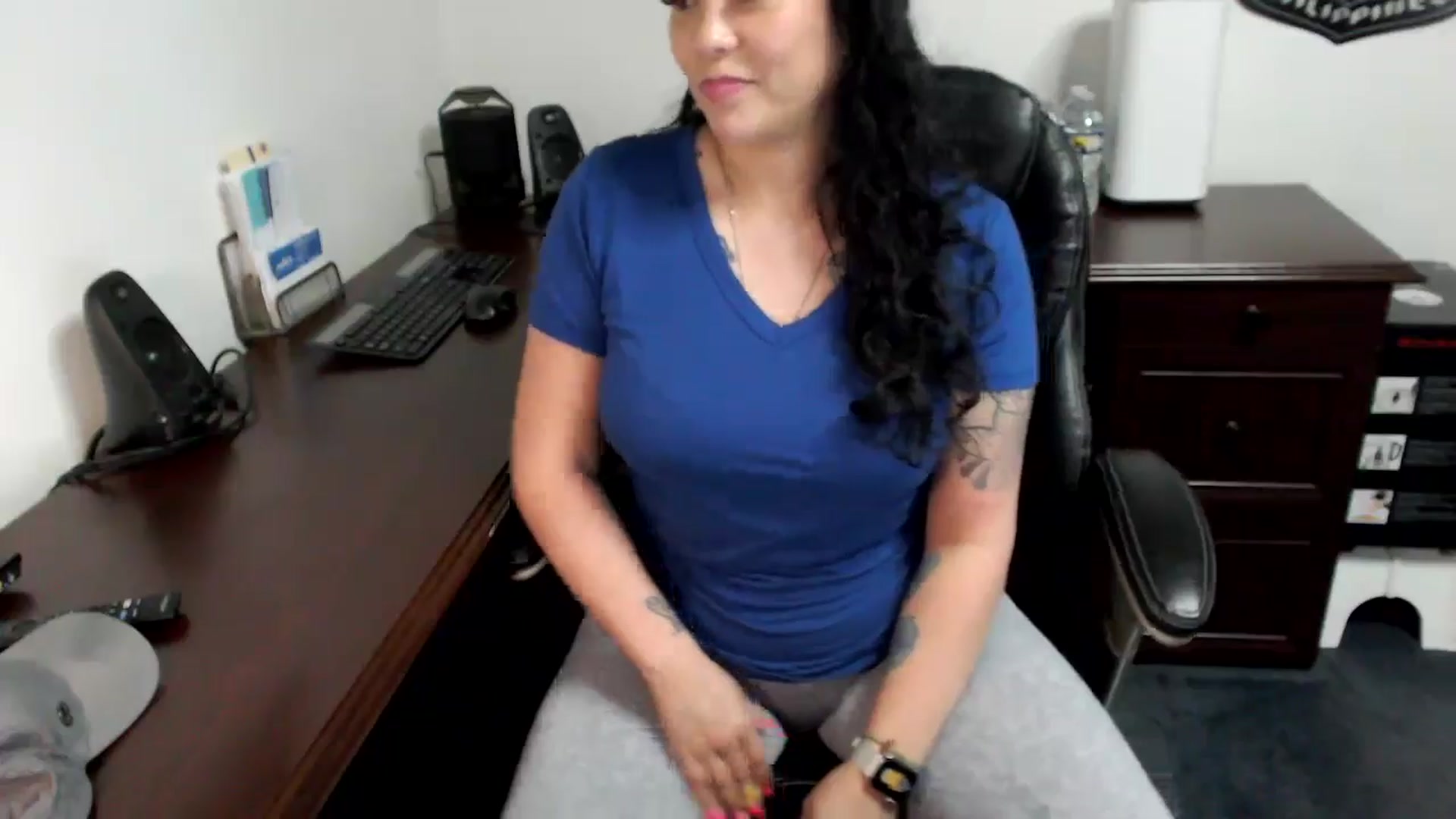 Gallery image thumbnail from MickaylaMoon's myfreecams stream on, 05/29/2024, 16:07 image 15 of 20
