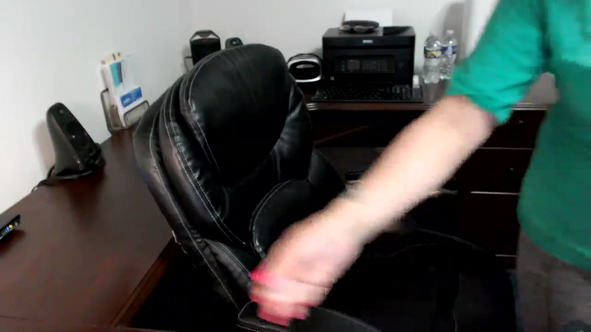 Gallery image thumbnail from MickaylaMoon's myfreecams stream on, 05/30/2024, 19:30 image 12 of 20