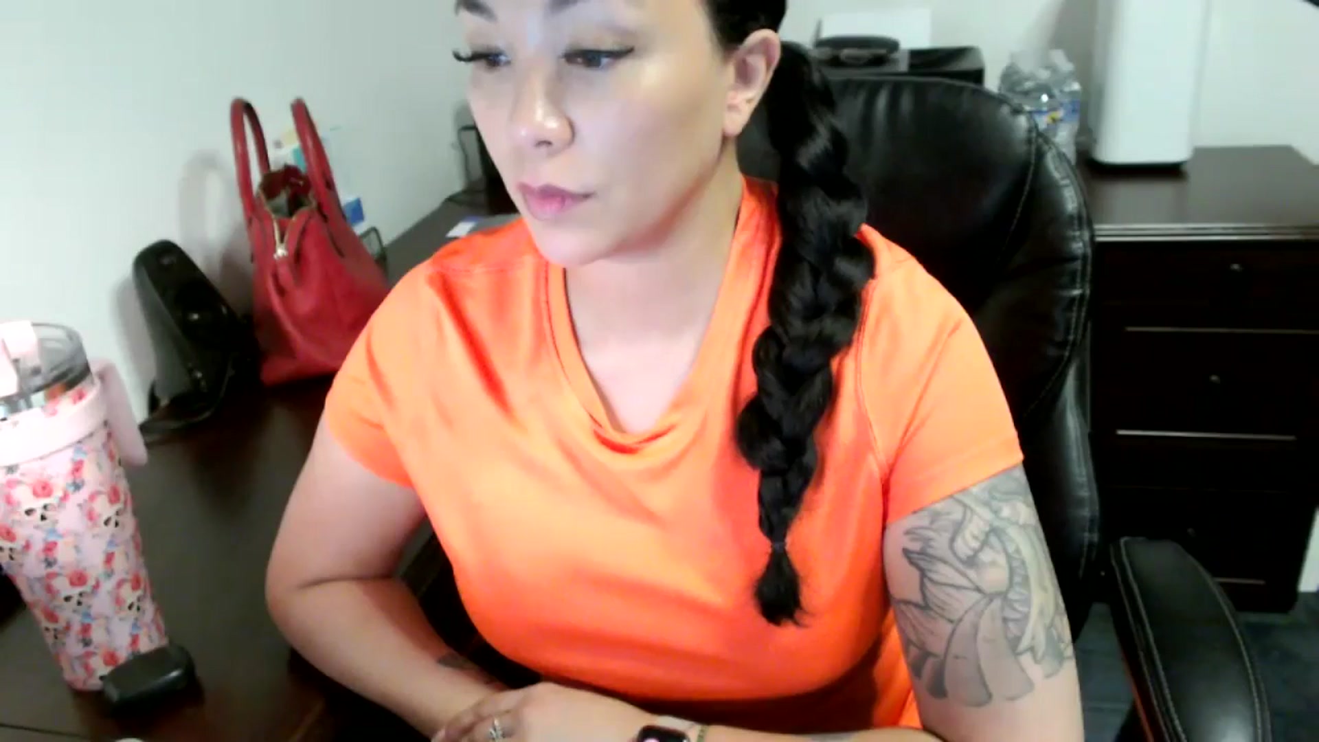 Gallery image thumbnail from MickaylaMoon's myfreecams stream on, 06/11/2024, 16:57 image 4 of 20