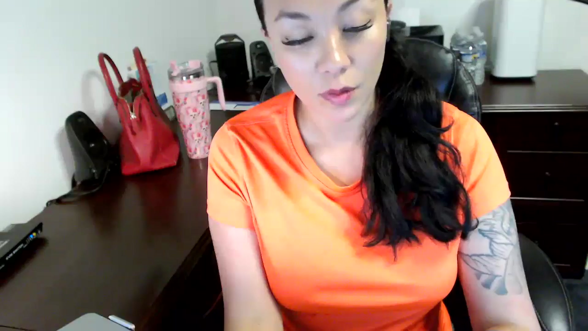 Gallery image thumbnail from MickaylaMoon's myfreecams stream on, 06/11/2024, 19:41 image 3 of 20