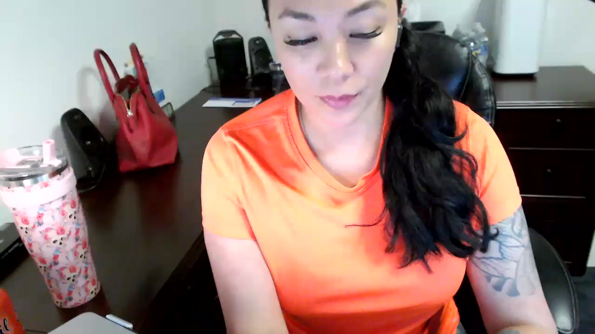 Gallery image thumbnail from MickaylaMoon's myfreecams stream on, 06/11/2024, 19:41 image 1 of 20