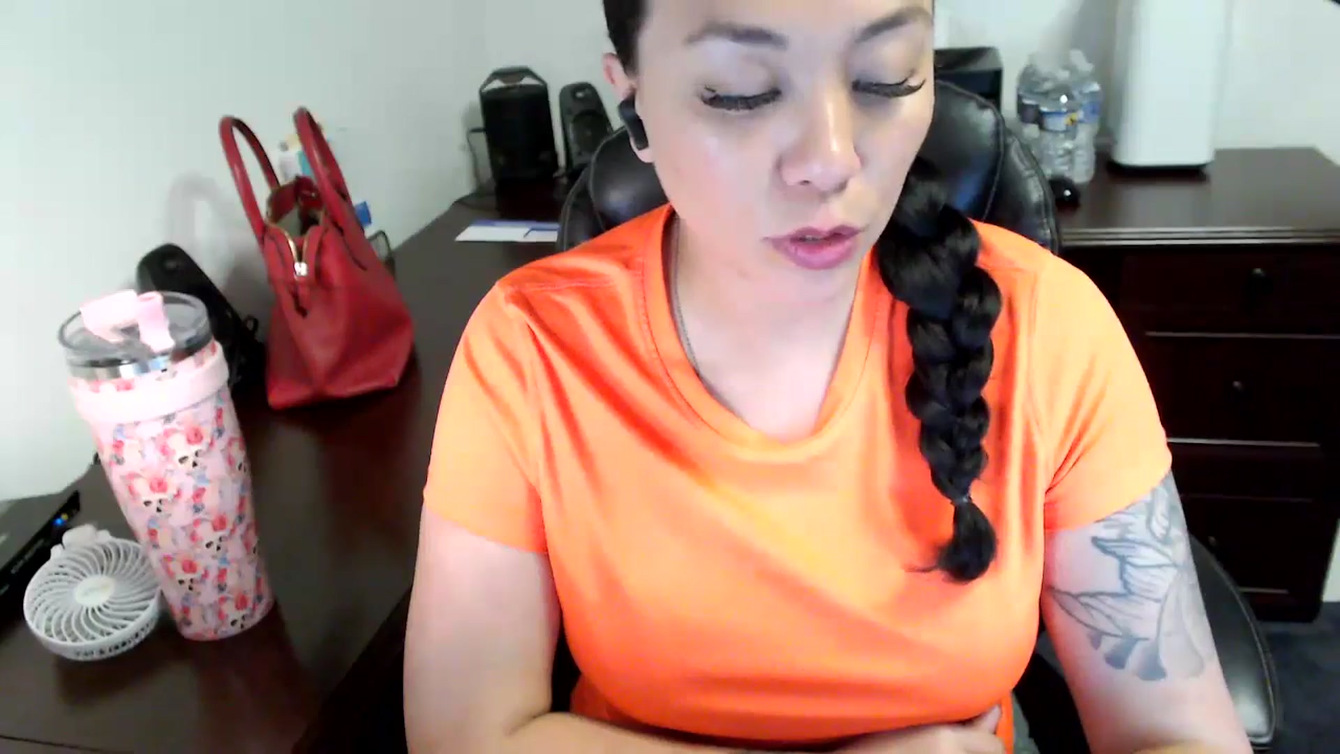 Gallery image thumbnail from MickaylaMoon's myfreecams stream on, 06/11/2024, 20:32 image 15 of 20
