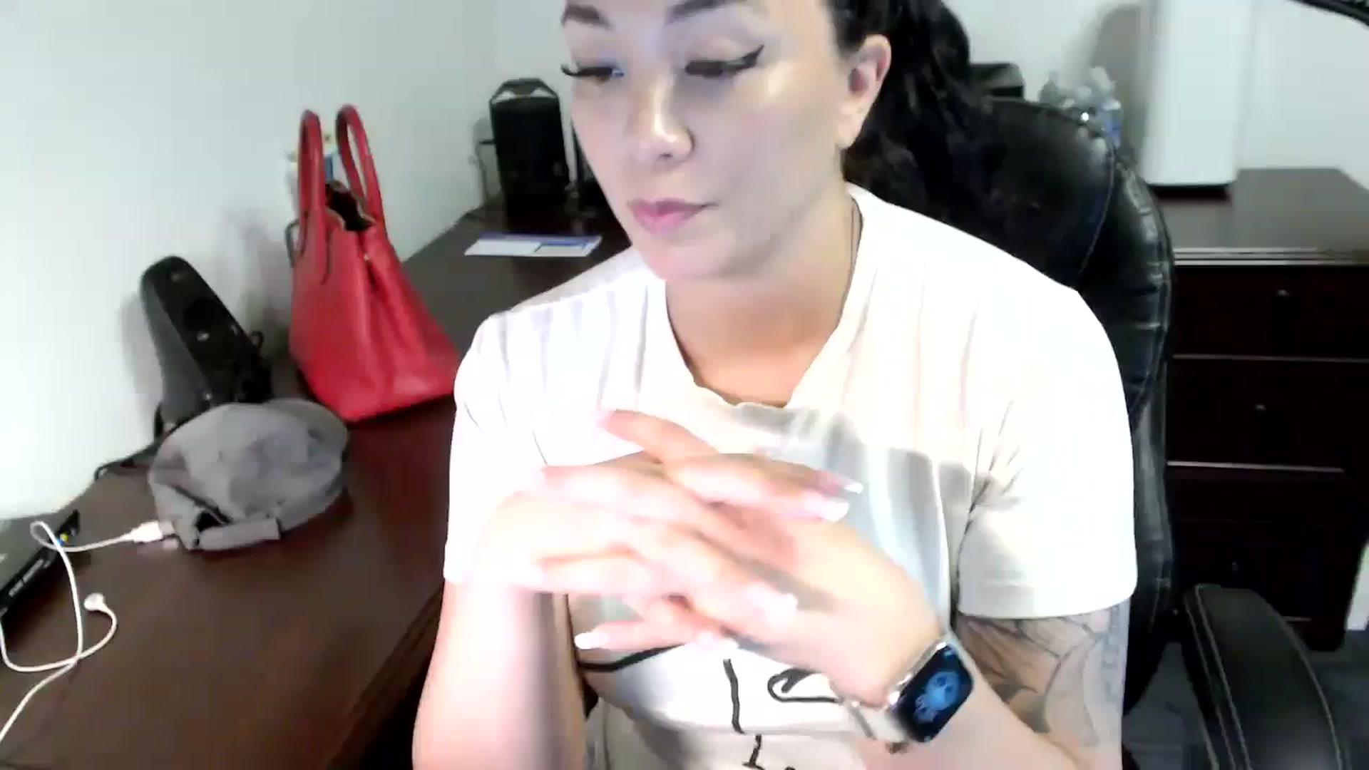 Gallery image thumbnail from MickaylaMoon's myfreecams stream on, 06/12/2024, 15:05 image 13 of 20