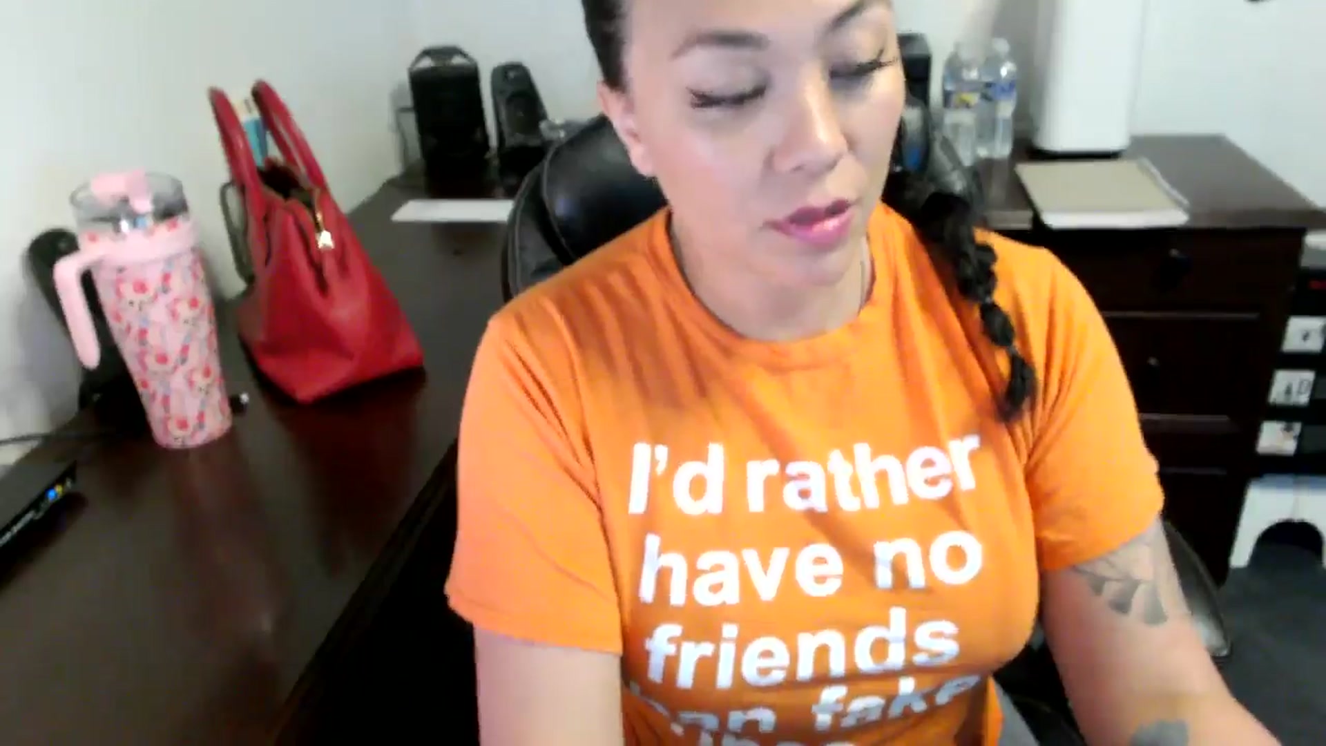 Gallery image thumbnail from MickaylaMoon's myfreecams stream on, 06/13/2024, 14:58 image 20 of 20