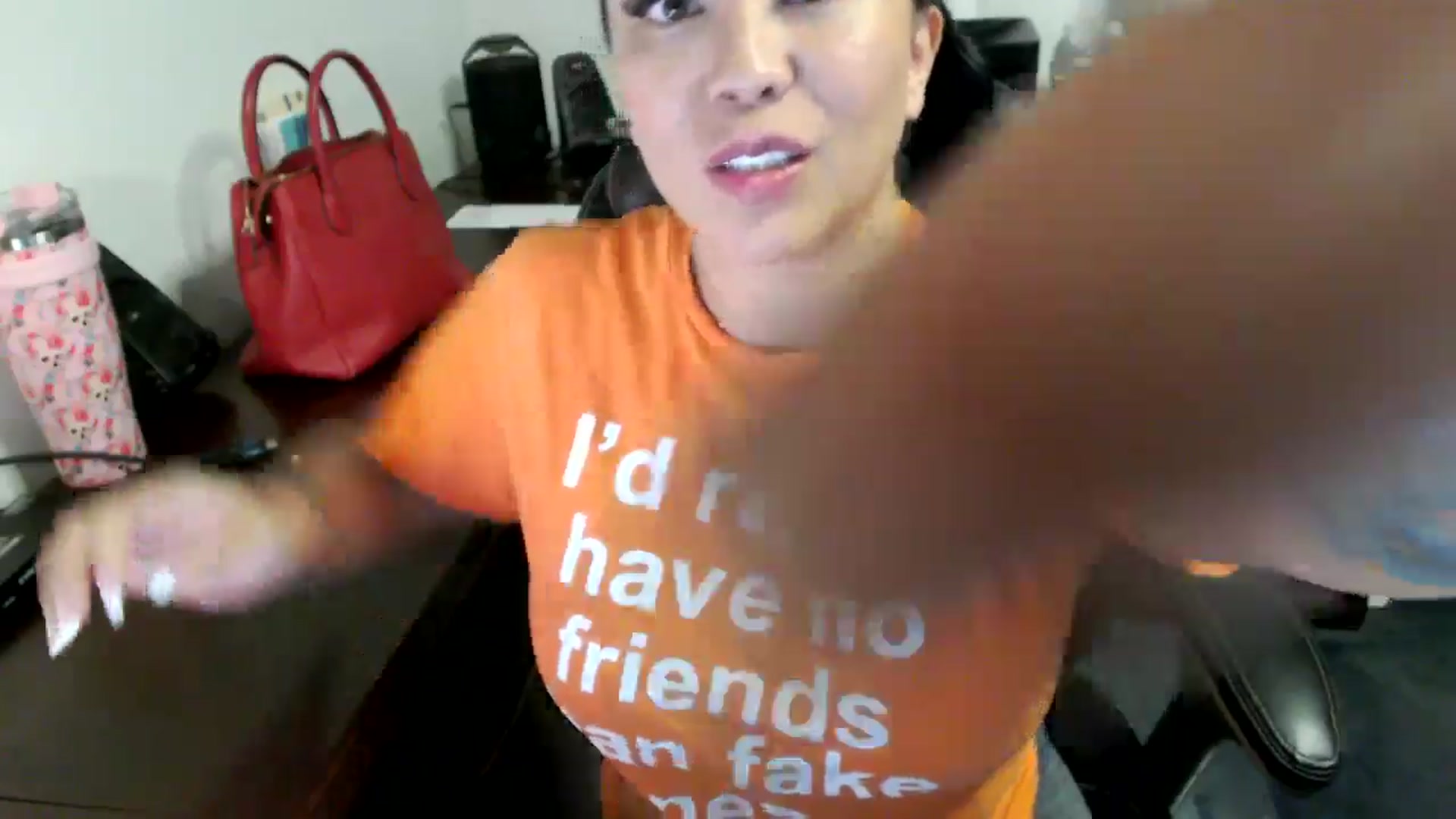 Gallery image thumbnail from MickaylaMoon's myfreecams stream on, 06/13/2024, 14:58 image 6 of 20