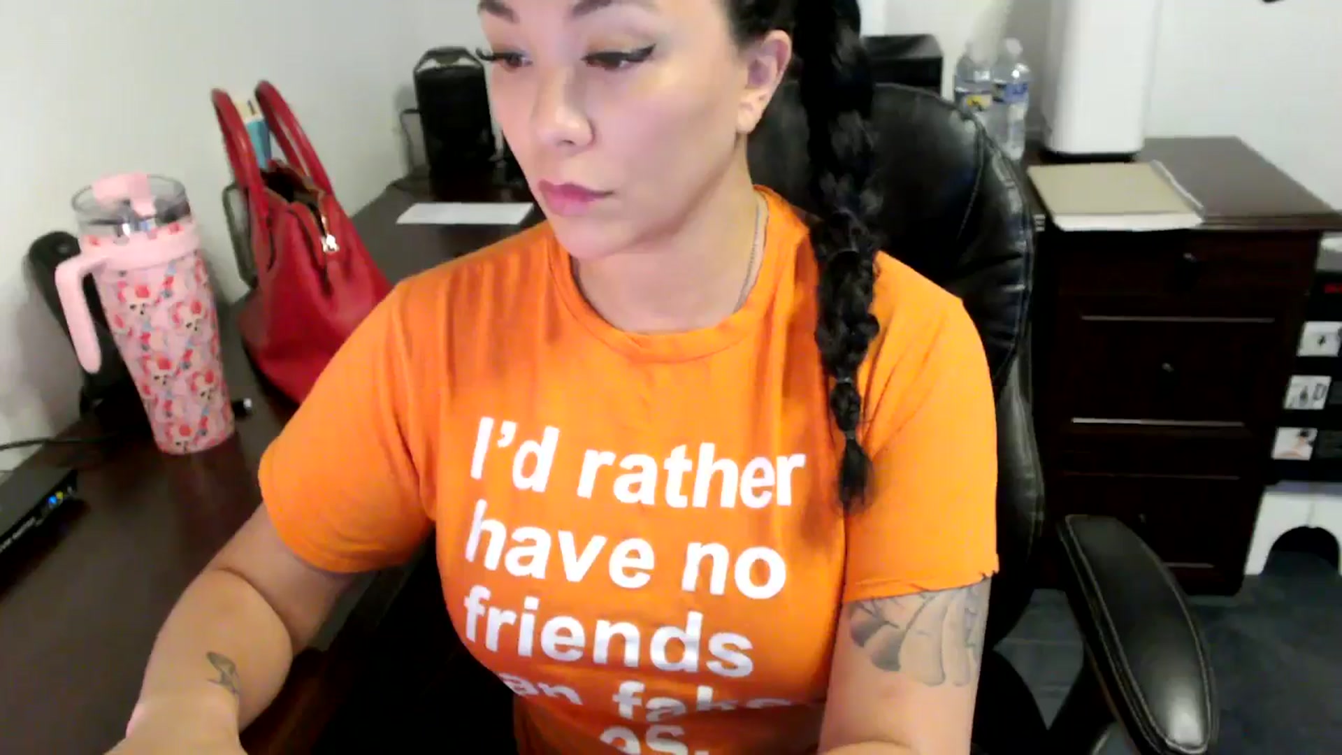 Gallery image thumbnail from MickaylaMoon's myfreecams stream on, 06/13/2024, 14:58 image 13 of 20