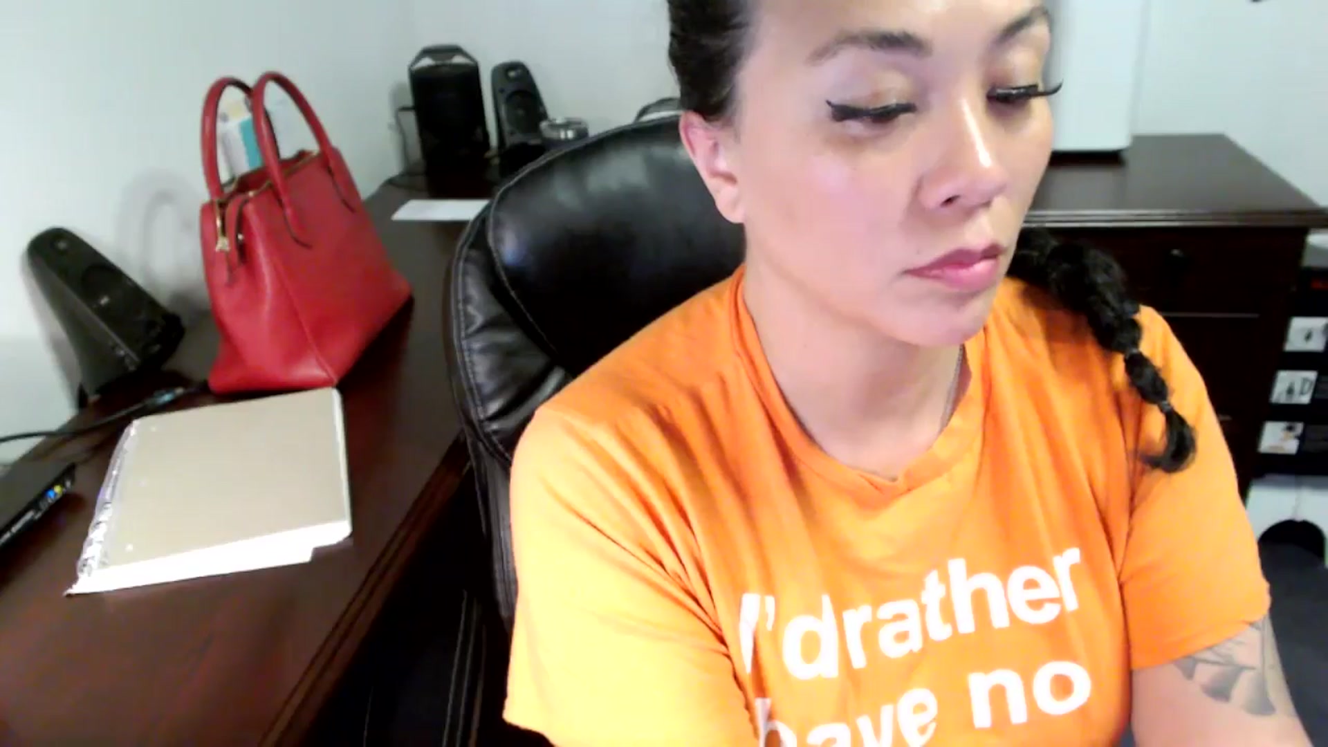 Gallery image thumbnail from MickaylaMoon's myfreecams stream on, 06/13/2024, 20:16 image 12 of 20