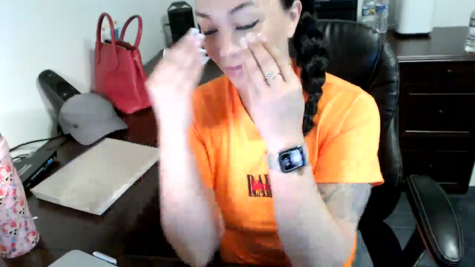 Gallery image thumbnail from MickaylaMoon's myfreecams stream on, 06/14/2024, 13:48 image 4 of 20
