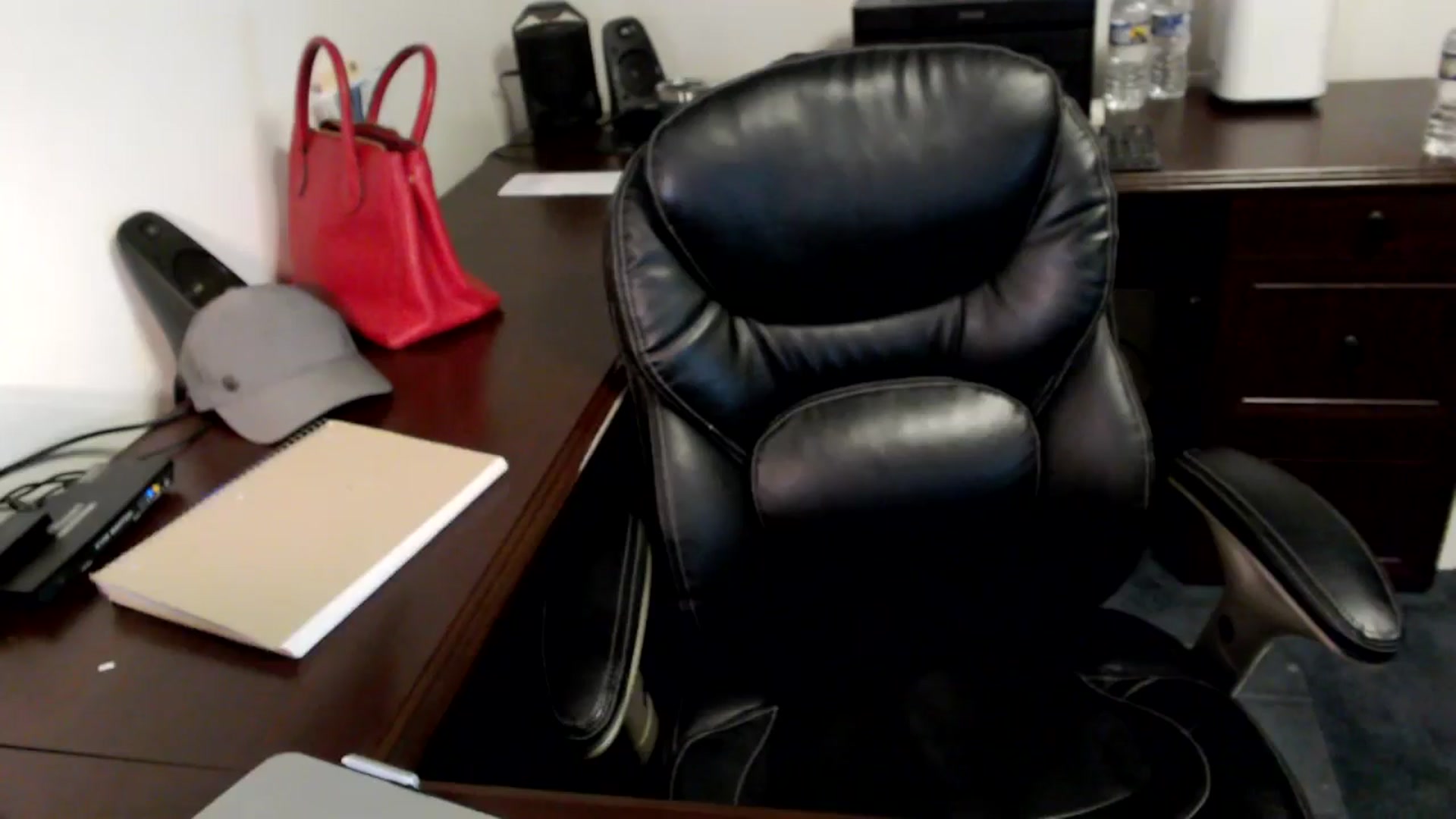 Gallery image thumbnail from MickaylaMoon's myfreecams stream on, 06/14/2024, 13:48 image 20 of 20