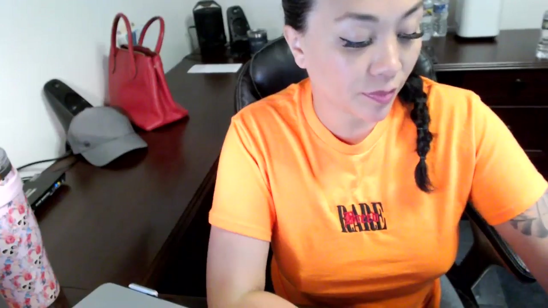 Gallery image thumbnail from MickaylaMoon's myfreecams stream on, 06/14/2024, 14:57 image 13 of 20
