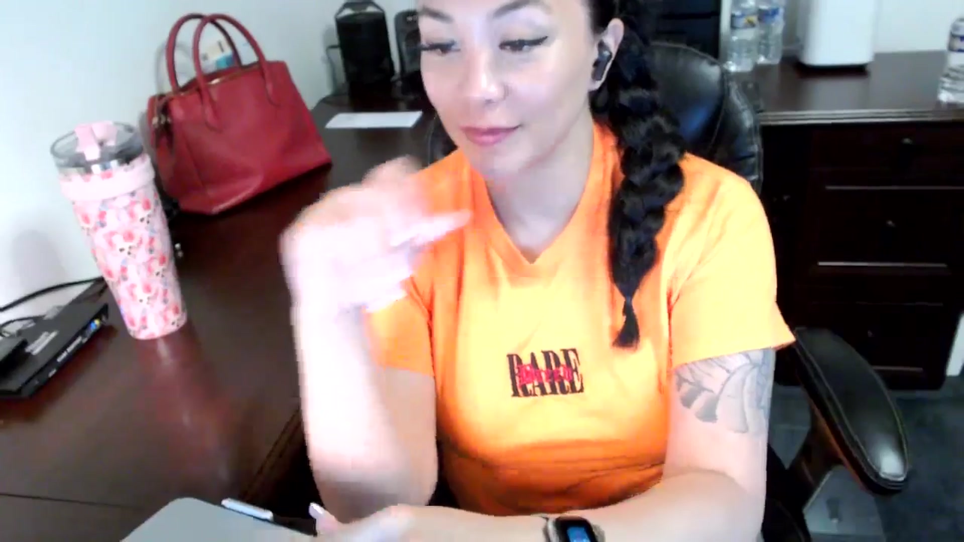 Gallery image thumbnail from MickaylaMoon's myfreecams stream on, 06/14/2024, 19:45 image 8 of 20
