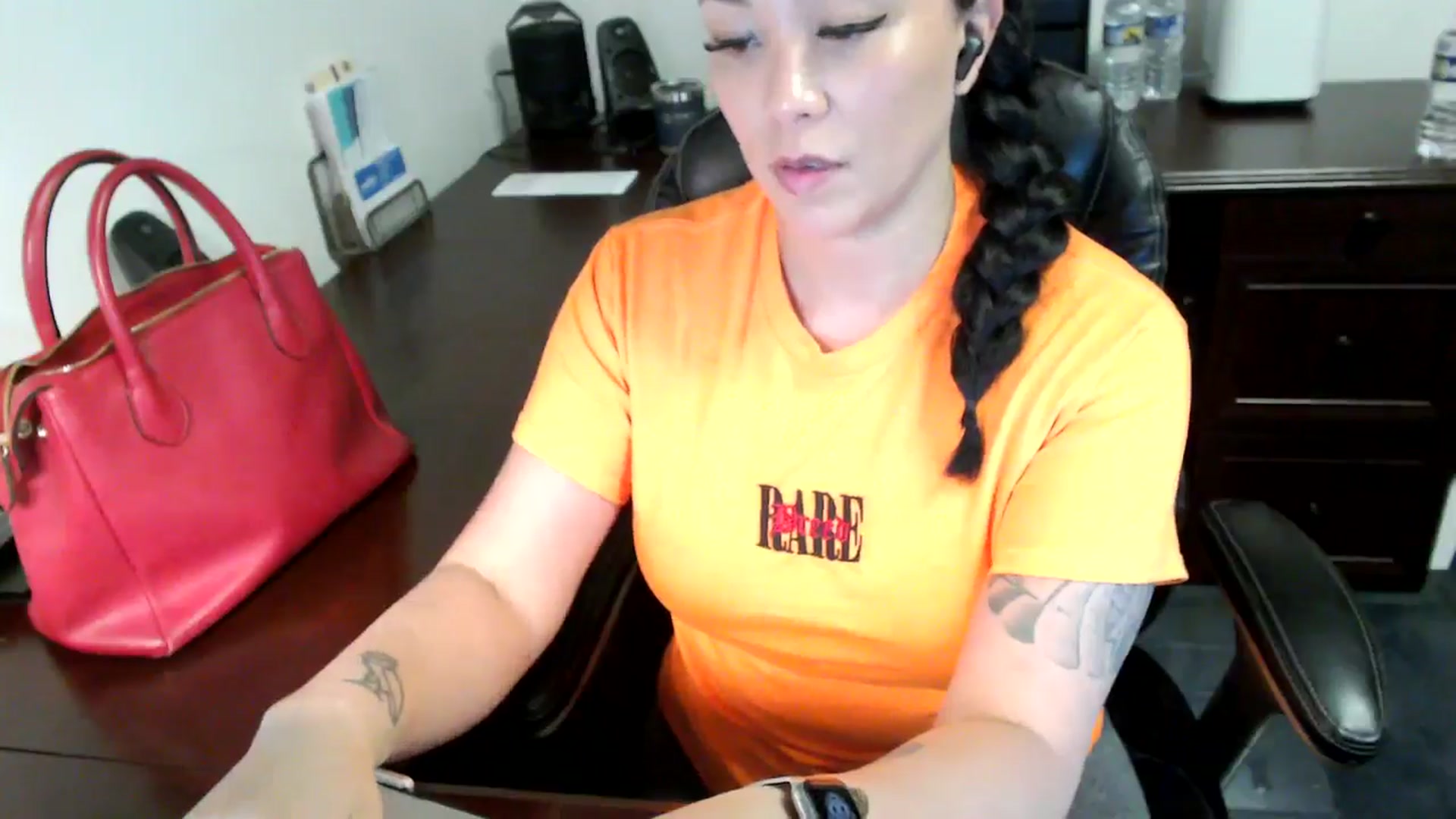 Gallery image thumbnail from MickaylaMoon's myfreecams stream on, 06/14/2024, 19:45 image 3 of 20