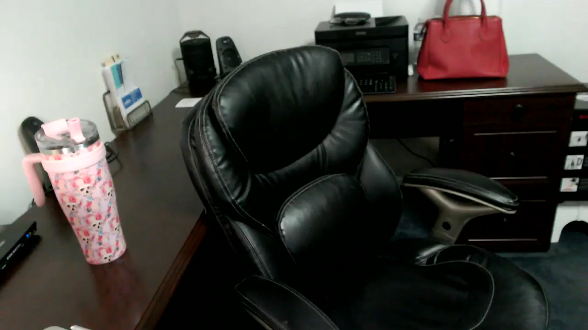Gallery image thumbnail from MickaylaMoon's myfreecams stream on, 06/18/2024, 16:15 image 16 of 20
