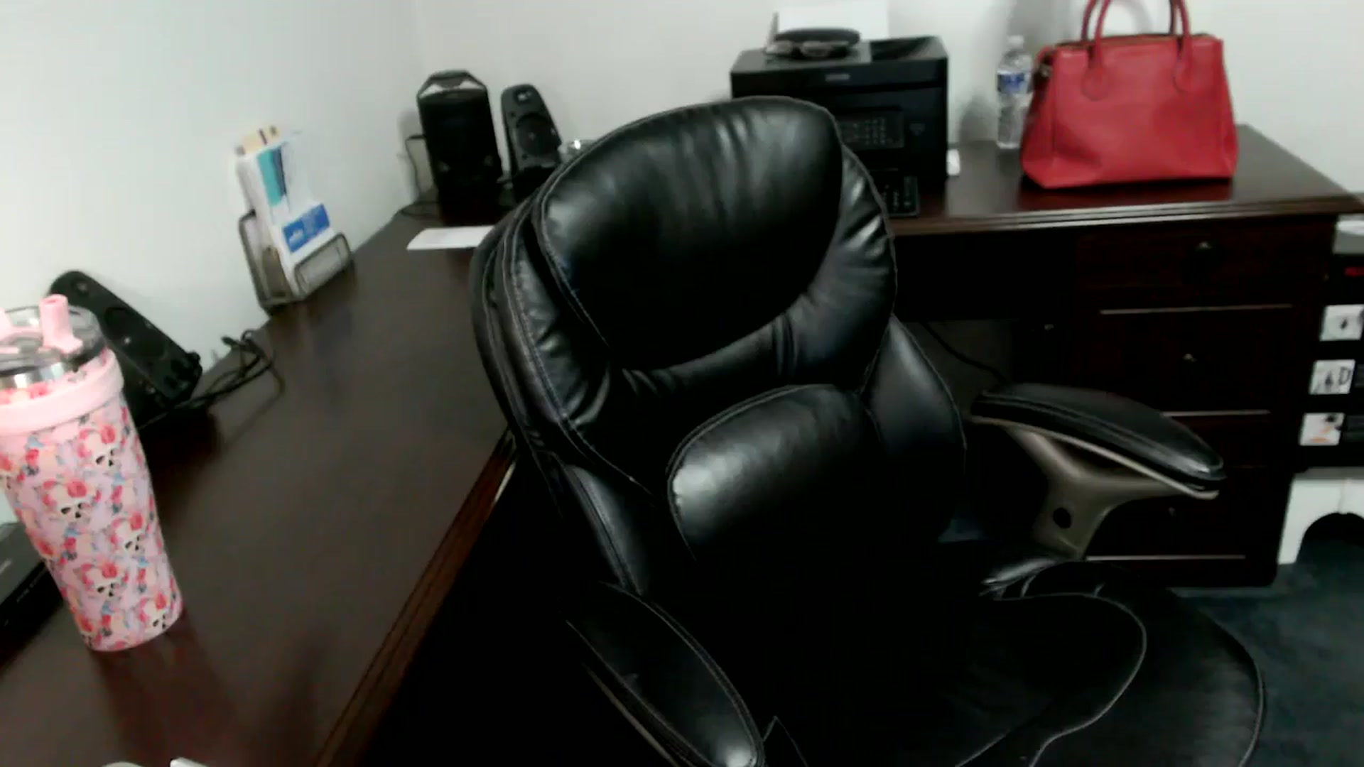 Gallery image thumbnail from MickaylaMoon's myfreecams stream on, 06/18/2024, 18:19 image 16 of 20