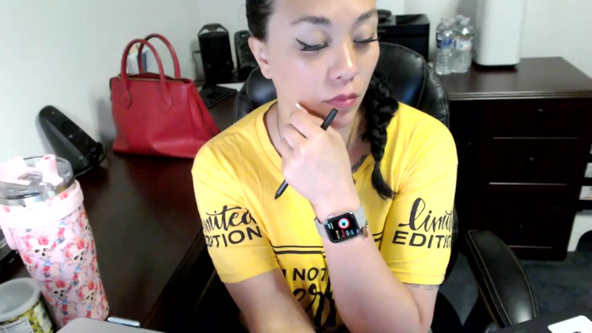 Gallery image thumbnail from MickaylaMoon's myfreecams stream on, 06/21/2024, 17:14 image 7 of 20