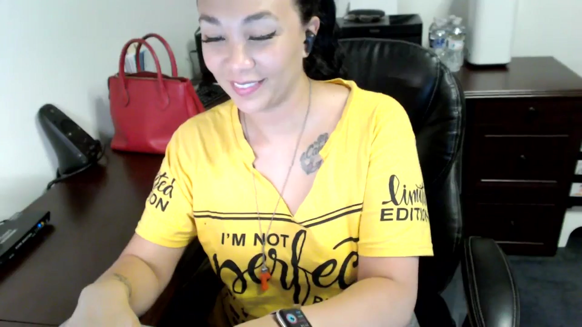 Gallery image thumbnail from MickaylaMoon's myfreecams stream on, 06/21/2024, 18:10 image 20 of 20