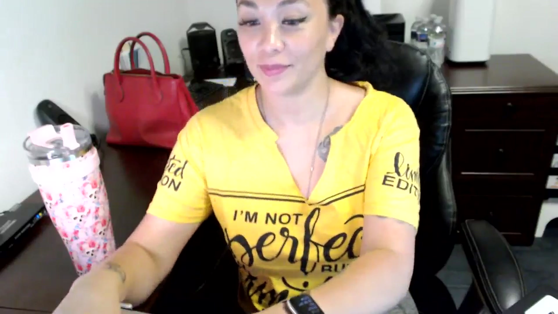 Gallery image thumbnail from MickaylaMoon's myfreecams stream on, 06/21/2024, 20:23 image 17 of 20