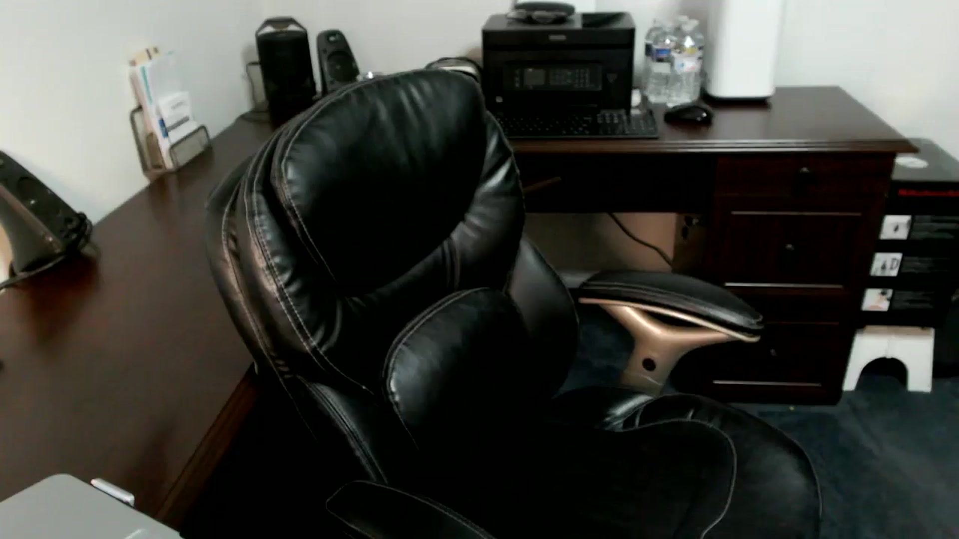 Gallery image thumbnail from MickaylaMoon's myfreecams stream on, 06/24/2024, 20:55 image 14 of 20