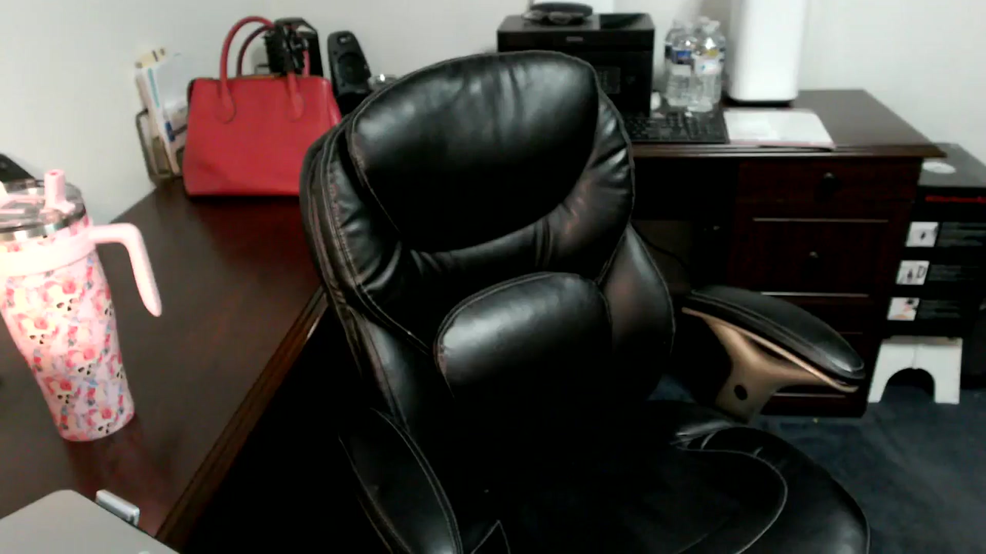 Gallery image thumbnail from MickaylaMoon's myfreecams stream on, 06/25/2024, 15:33 image 2 of 20