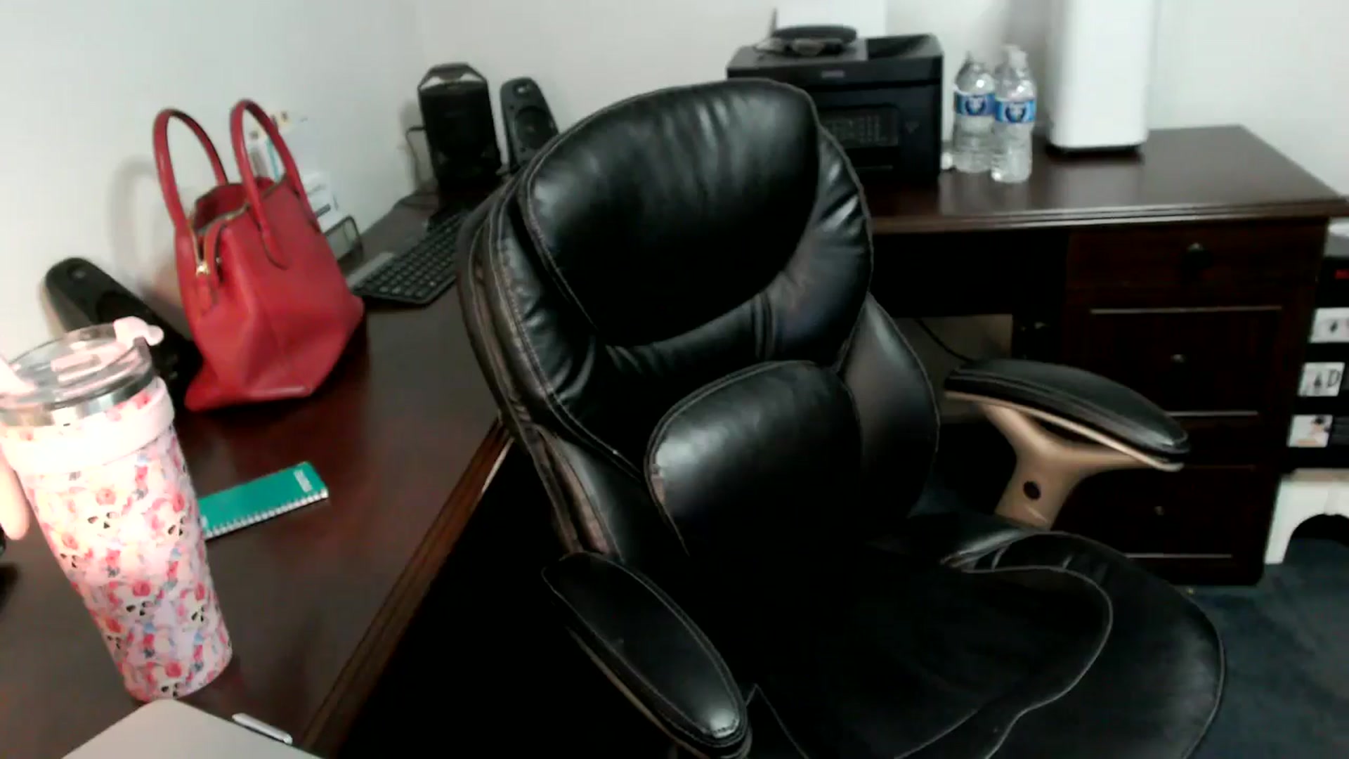 Gallery image thumbnail from MickaylaMoon's myfreecams stream on, 06/28/2024, 15:51 image 18 of 20