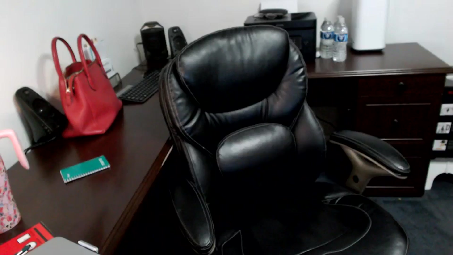 Gallery image thumbnail from MickaylaMoon's myfreecams stream on, 06/28/2024, 17:05 image 7 of 20
