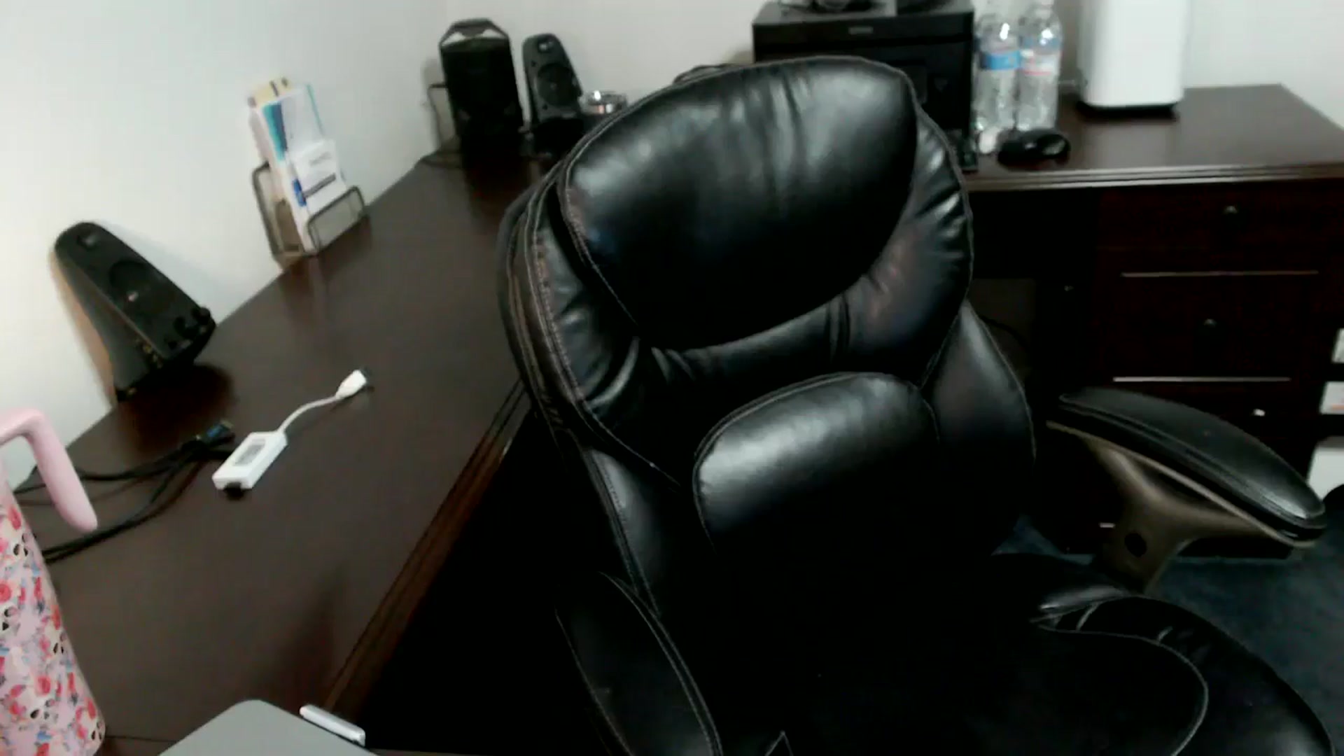 Gallery image thumbnail from MickaylaMoon's myfreecams stream on, 07/01/2024, 16:21 image 13 of 20