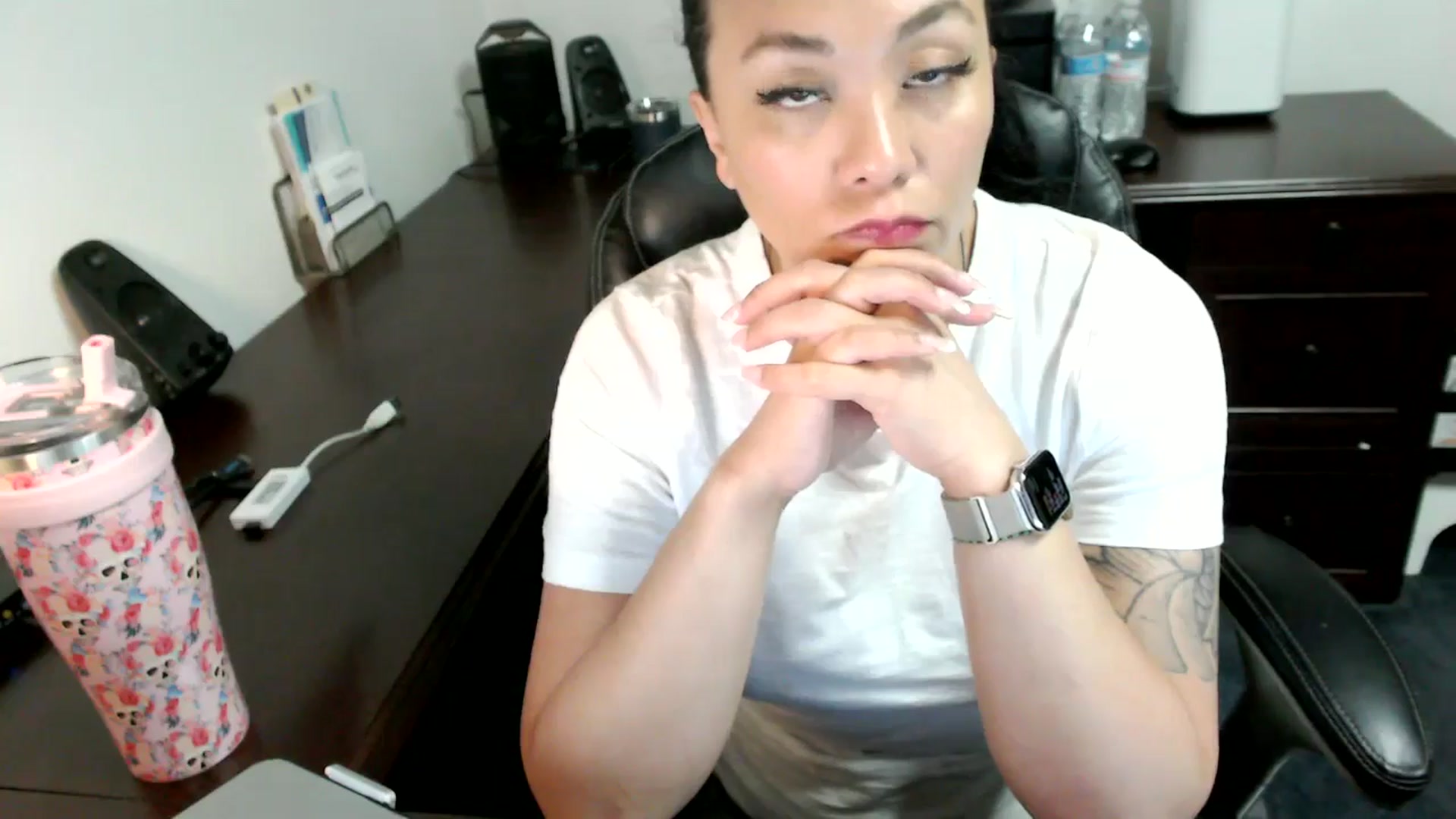 Gallery image thumbnail from MickaylaMoon's myfreecams stream on, 07/01/2024, 16:21 image 3 of 20