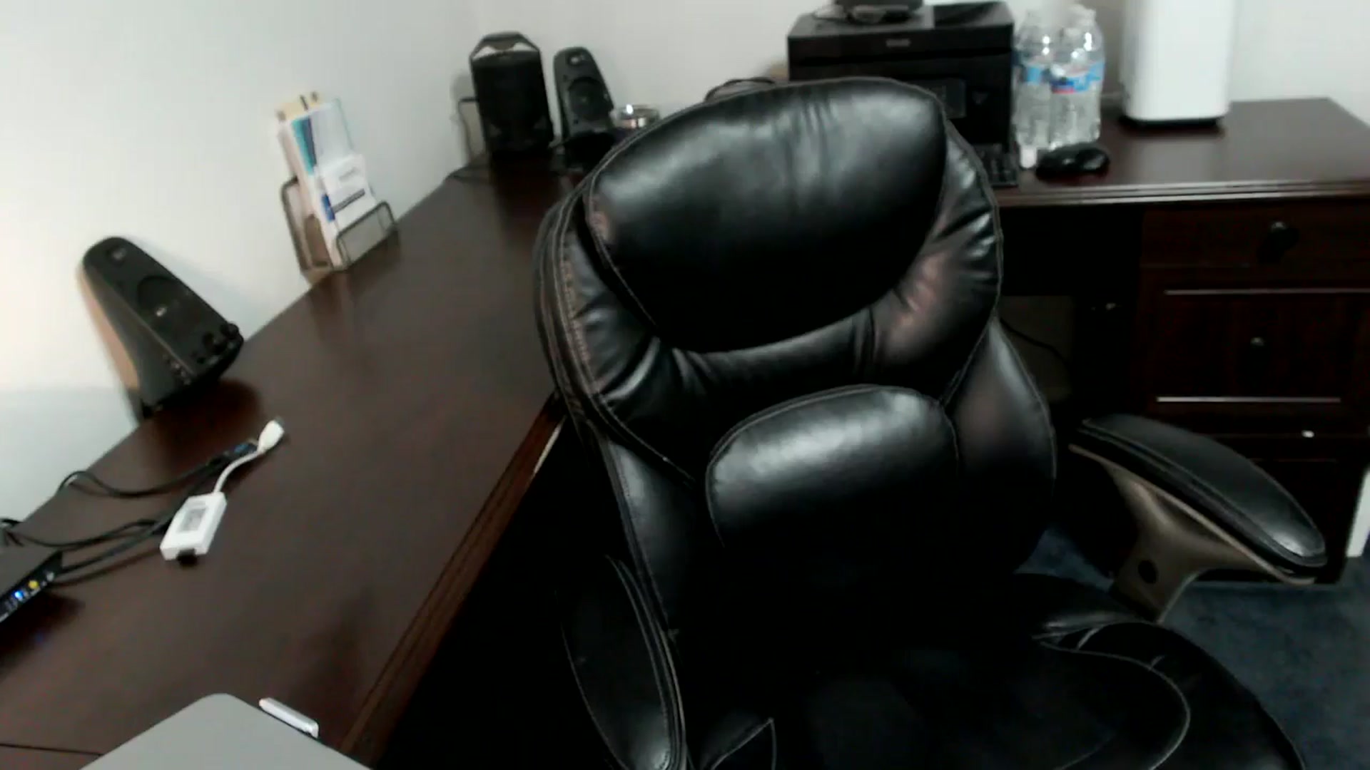 Gallery image thumbnail from MickaylaMoon's myfreecams stream on, 07/02/2024, 15:28 image 7 of 20