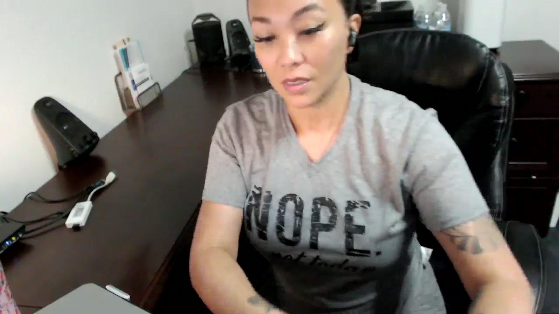Gallery image thumbnail from MickaylaMoon's myfreecams stream on, 07/02/2024, 15:28 image 13 of 20