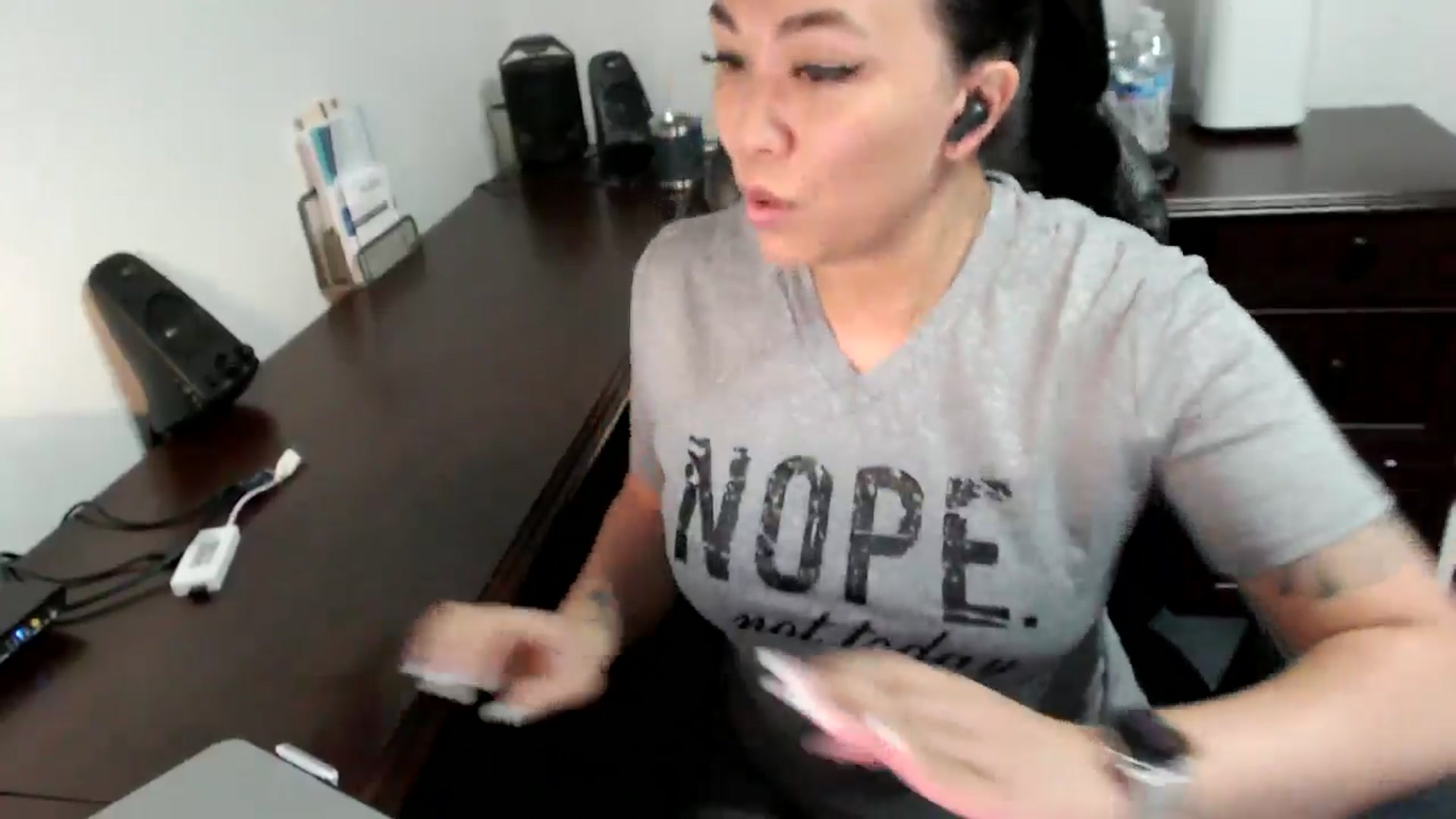 Gallery image thumbnail from MickaylaMoon's myfreecams stream on, 07/02/2024, 15:28 image 6 of 20