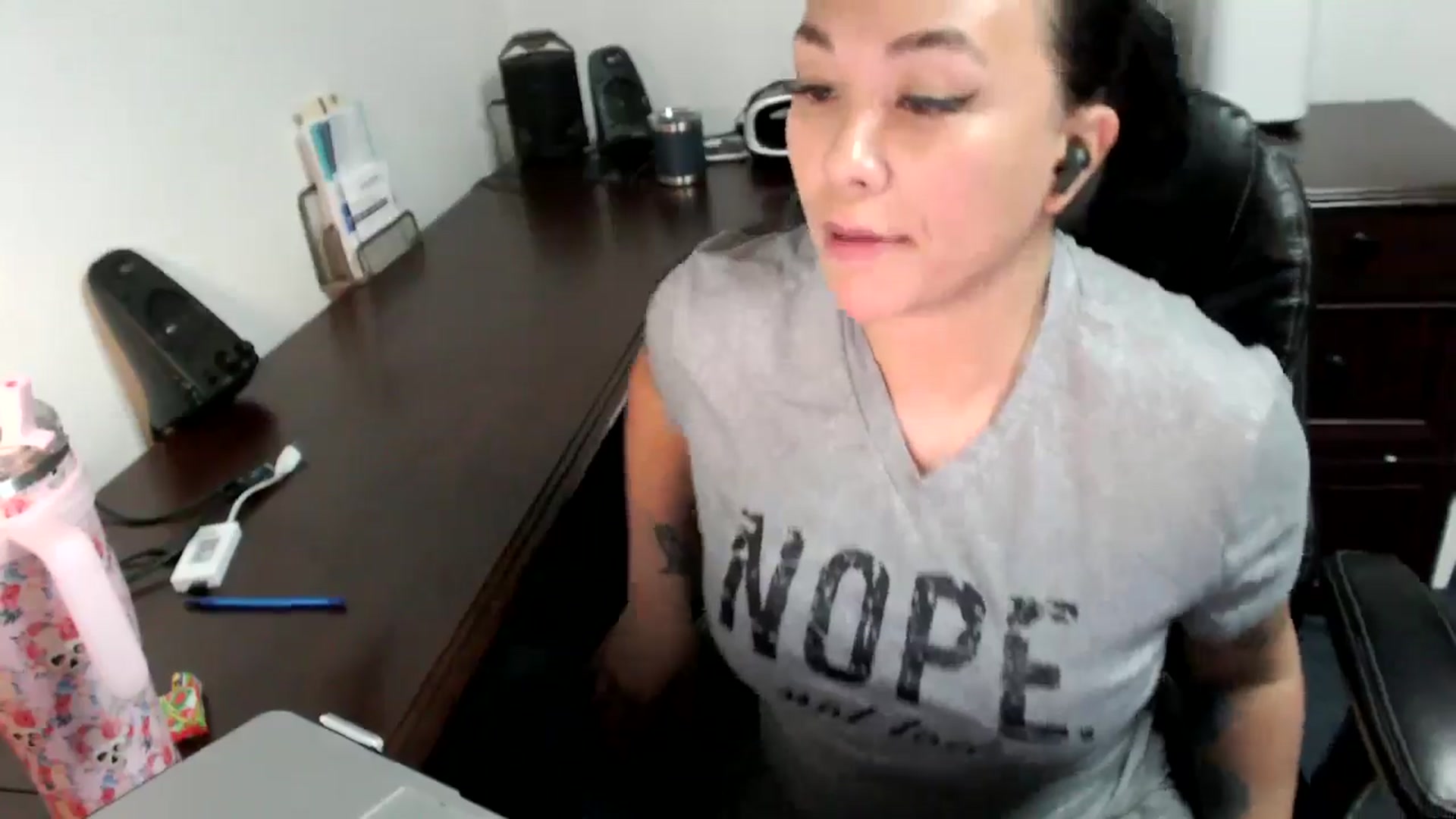 Gallery image thumbnail from MickaylaMoon's myfreecams stream on, 07/02/2024, 15:28 image 15 of 20